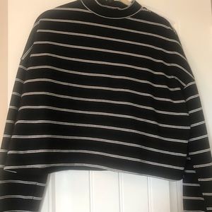 Turtle neck crop top